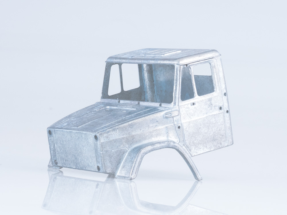 1258KIT Сборная модель Контейнерный мусоровоз КО-450 (4333) AVD Models