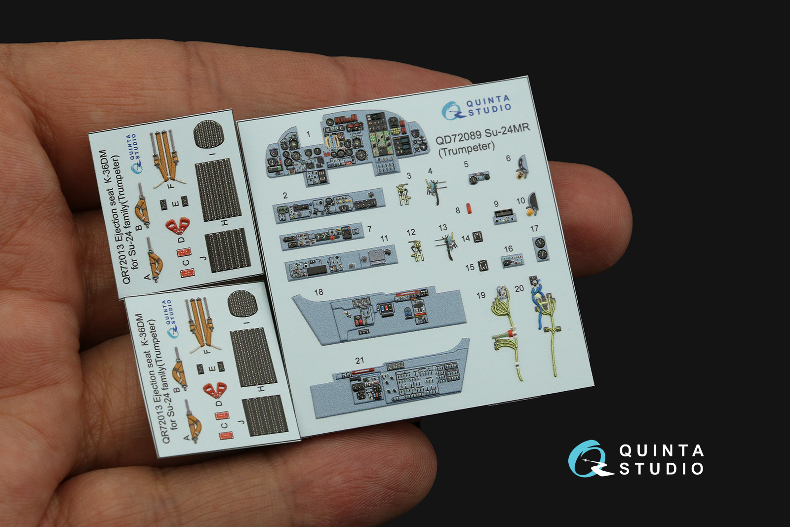 QD72089 3D Декаль интерьера кабины Су-24МР (Trumpeter)