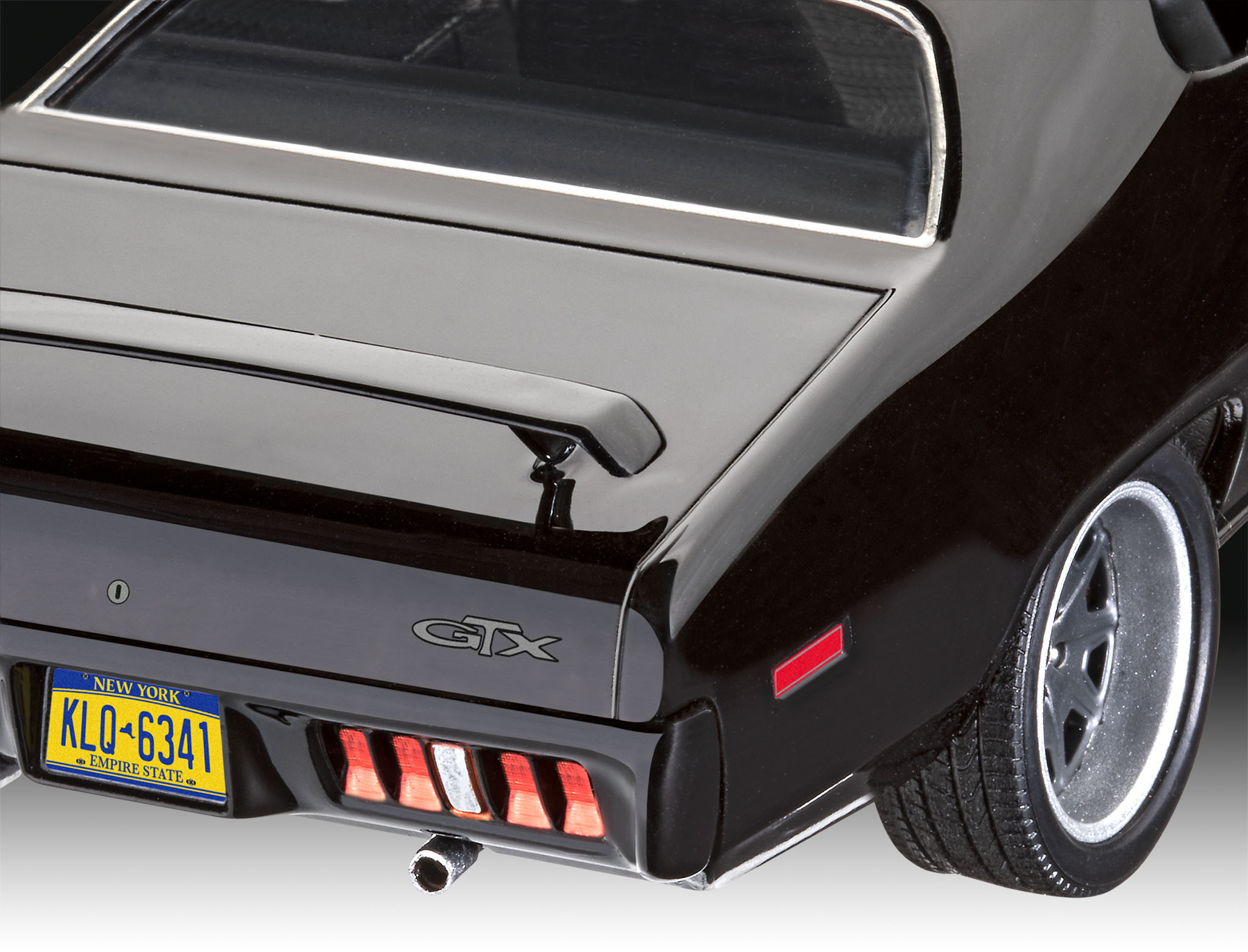 Автомобиль  ФОРСАЖ Fast & Furious - Dominic's 1971 Plymouth GTX Revell