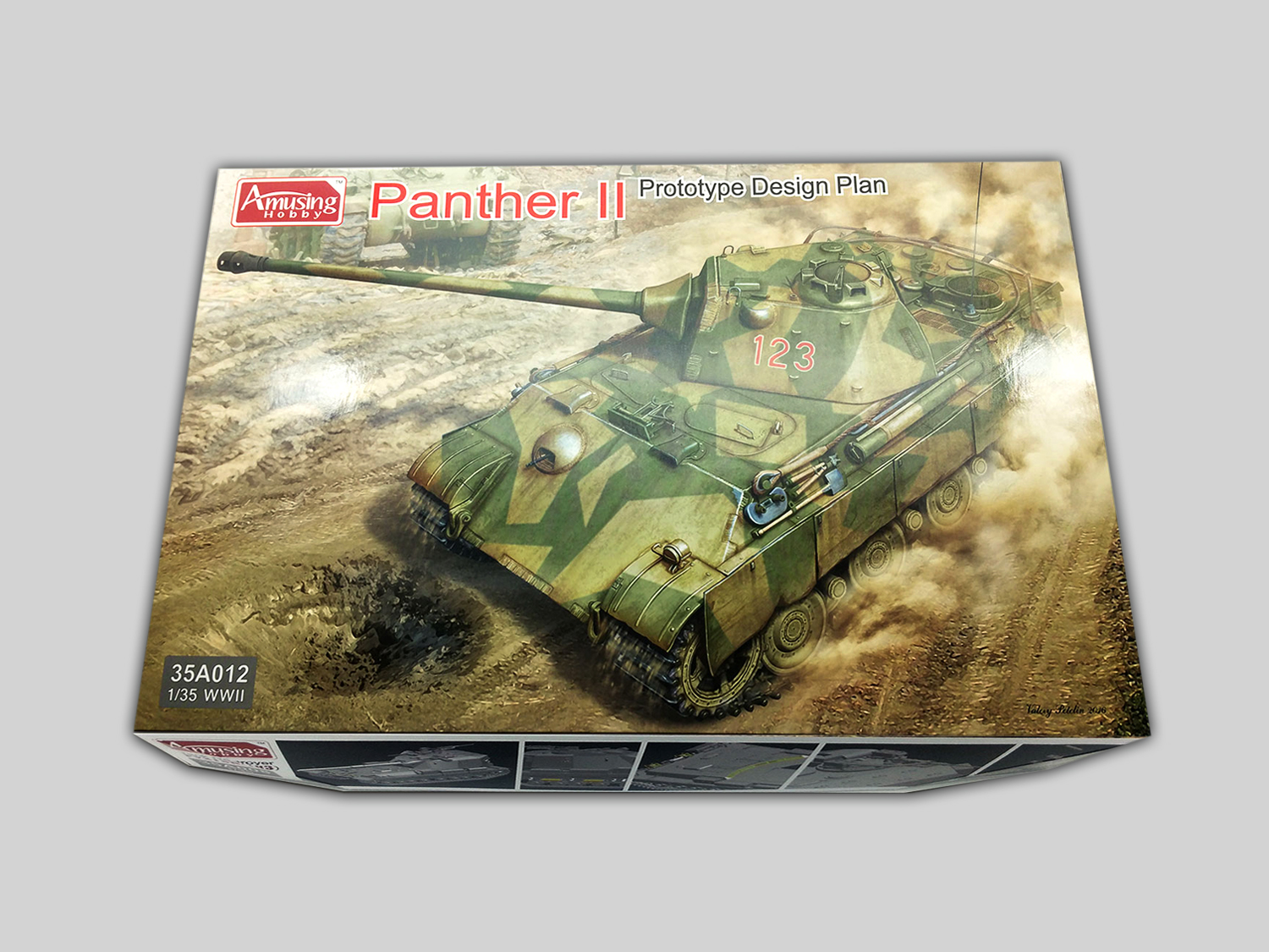AH35A012 Прототип немецкого танка Пантера II  Panther II Prototype Design Amusing Hobby