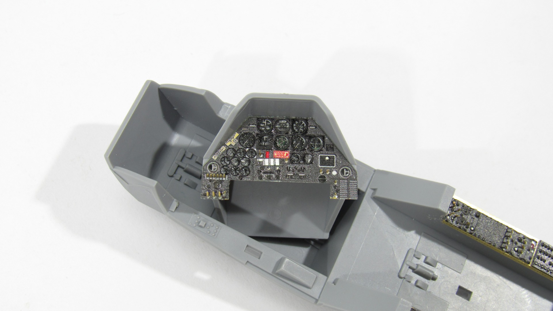 MD 032215 Цветные приборные доски для AH-1G Cobra (ICM)
