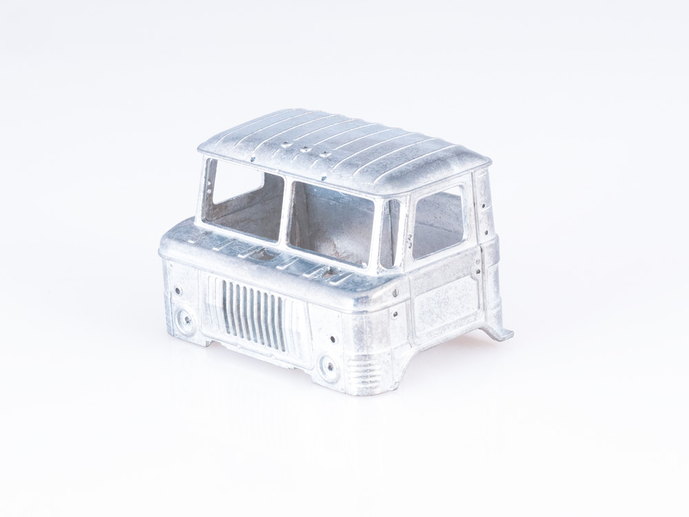 1383AVD Сборная модель Вахтовый автобус НЗАС-3964 (66) AVD Models