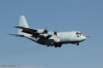10813 Самолет Lockheed C-130 Hercules