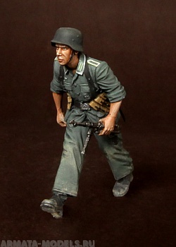 3562SOGA German Feldwebel Panzergrenadier.